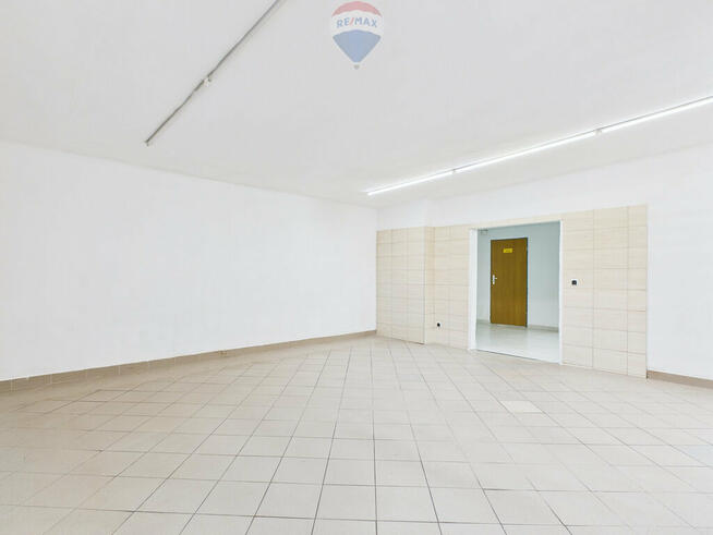 Lokal 130 m² | Witryny, media, potencjał