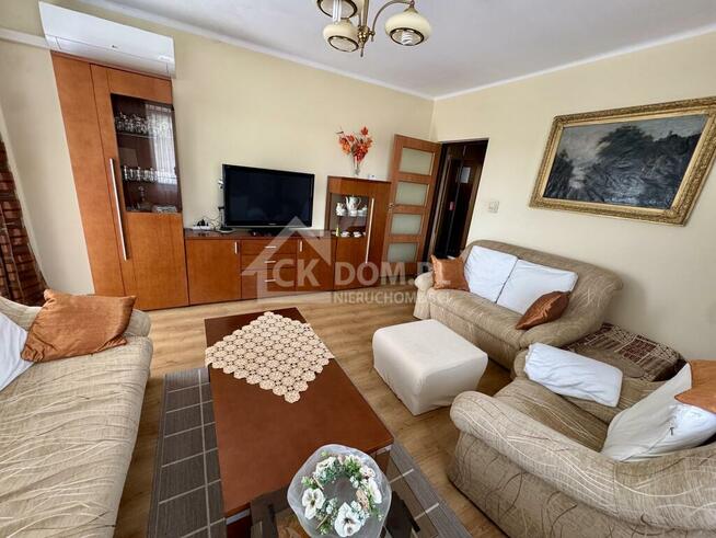 Mieszkanie z ogródkiem, balkonem i garażem Staszów