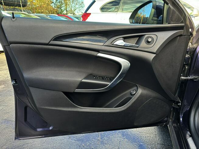 Insignia 2.0 CDTI 160km BIXENON panorama NAVI serwis BEZYWPADEK 2014