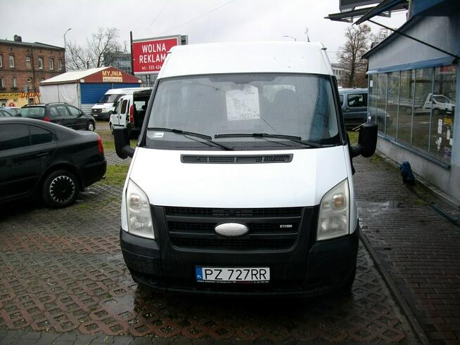 Ford Transit 9 osobowy