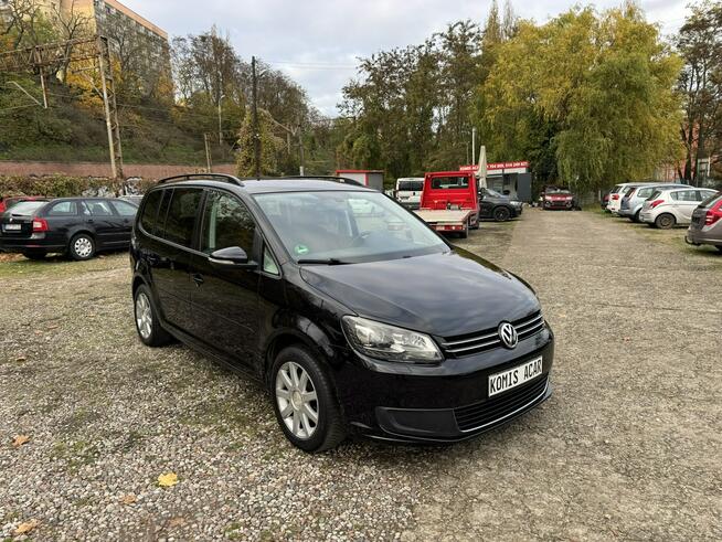 Volkswagen Touran 1.4TSi-140km-6-Bieg.-Nawigacja-Ksenon-PDC-Klimatronik-Tempomt-Komputer