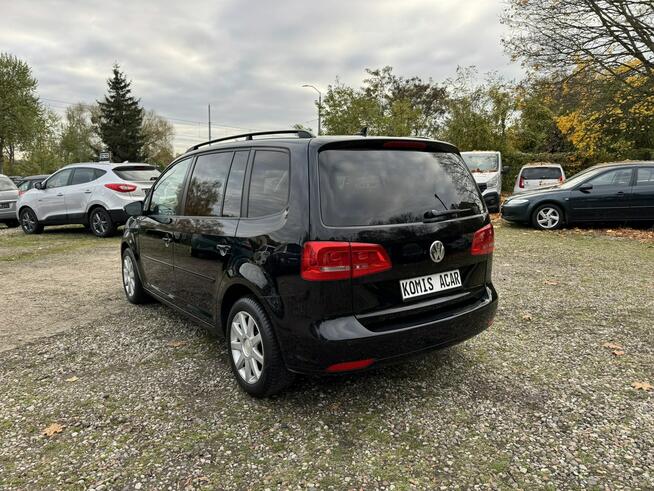 Volkswagen Touran 1.4TSi-140km-6-Bieg.-Nawigacja-Ksenon-PDC-Klimatronik-Tempomt-Komputer