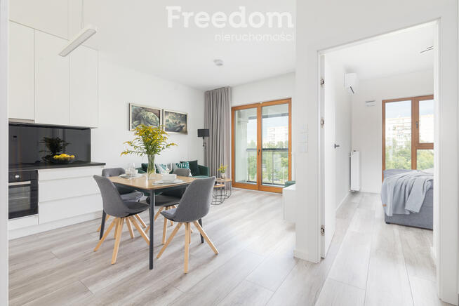 Przestronne 2 pokoje, loggia, system SMART