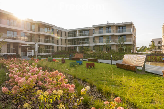 Przestronne 2 pokoje, loggia, system SMART