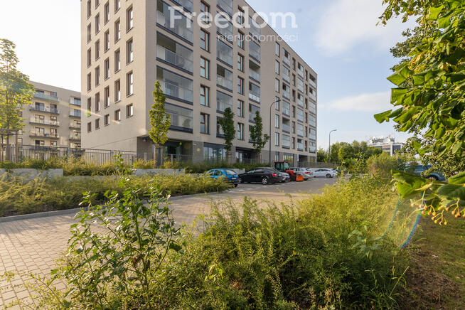 Przestronne 2 pokoje, loggia, system SMART