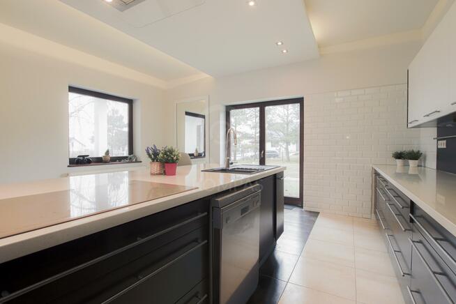 Dom Wojnowice gm. Czernica, Miętowa