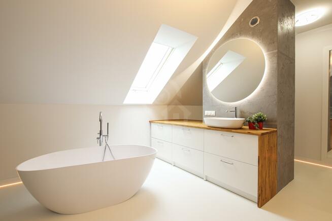 Dom Wojnowice gm. Czernica, Miętowa