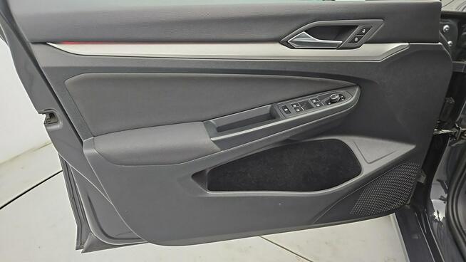 Volkswagen Golf VIII 2.0 TDI Life ! Z Polskiego Salonu ! Faktura VAT !