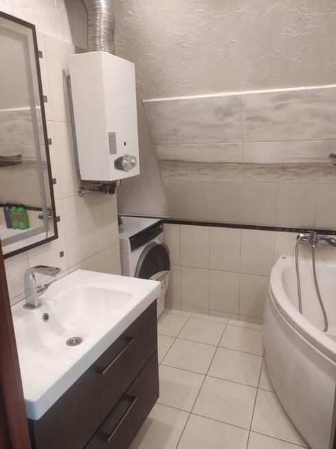 Sprzedam dwupoziomowe mieszkanie w centrum Mikołowa