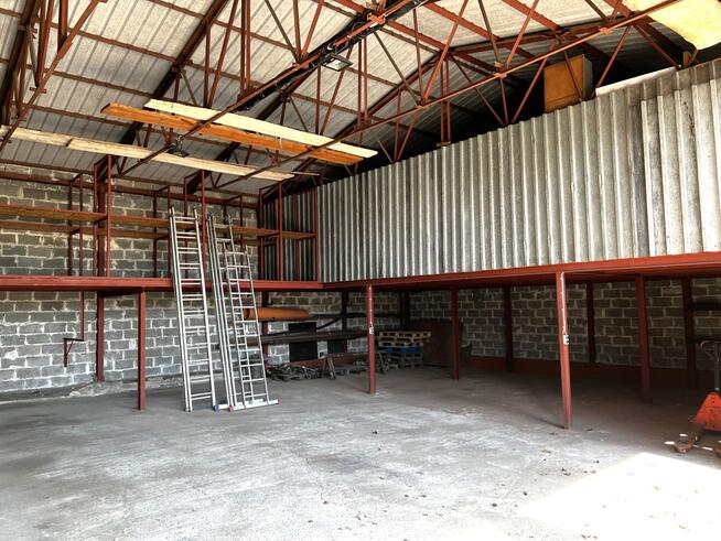 Budynek biurowo-warsztatowy +wiata magazynowa