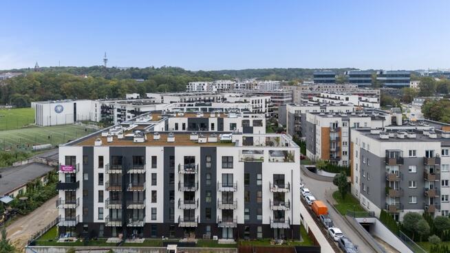 Rydlówka//Prywatnie//Bez PCC//Wykończone//3 pok.