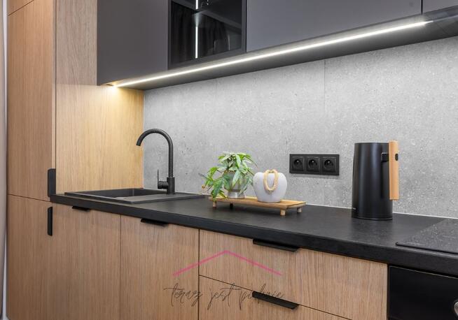 ✩ 3 POKOJE ✩ po remoncie ✩ 2 BALKONY ✩ umeblowane ✩