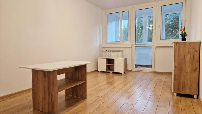 Nowoczesne na 1 piętrze z baloknen duży parking