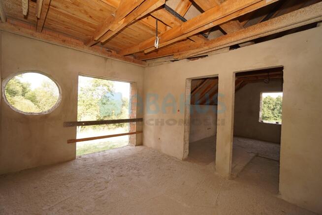 Sprzedam dom, basen, staw, działka 1,25 ha - KONIN