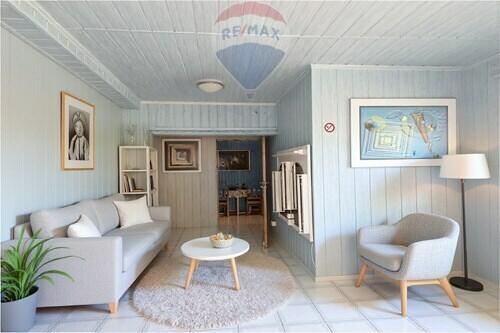 " Dom , mieszkanie , biznes , działka 2200 m "