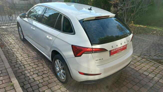 Škoda Scala Grz. fotele Climatronic Kier.wielof. FV23% 37 netto Pakiet na bezdroża