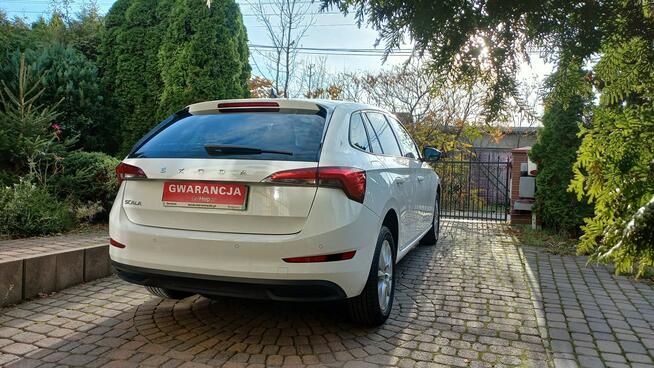 Škoda Scala Grz. fotele Climatronic Kier.wielof. FV23% 37 netto Pakiet na bezdroża