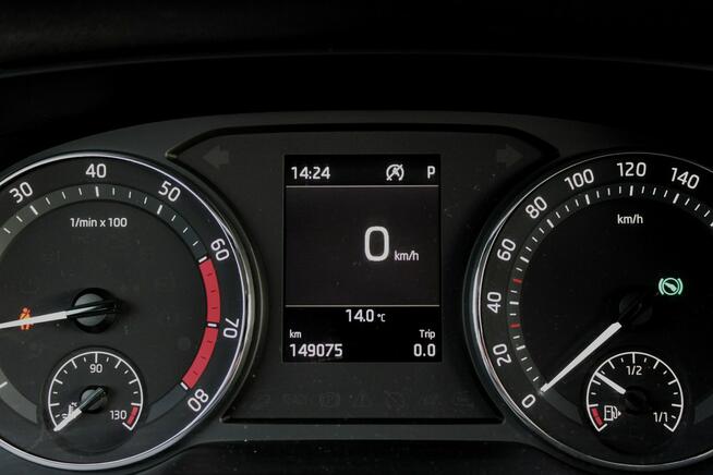 Škoda Octavia Automat Mild Hybrid SalonPL FV23% Android/Apple Kamera LED Tempomat