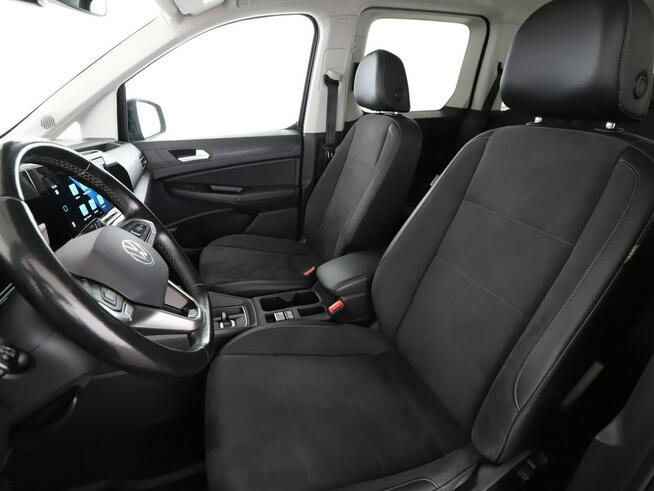 Volkswagen Caddy FV23 2.0D Automat Style Panorama Navi ACC Grzane Fotele Kamera FullLED