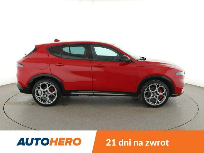 Alfa Romeo Tonale PHEV 4x4 full LED navi kamery 360 virtual cocpit klima auto