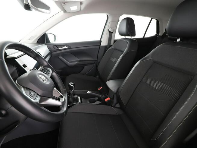 Volkswagen T-Cross klimatyzacja grzane fotele czujniki parkowania