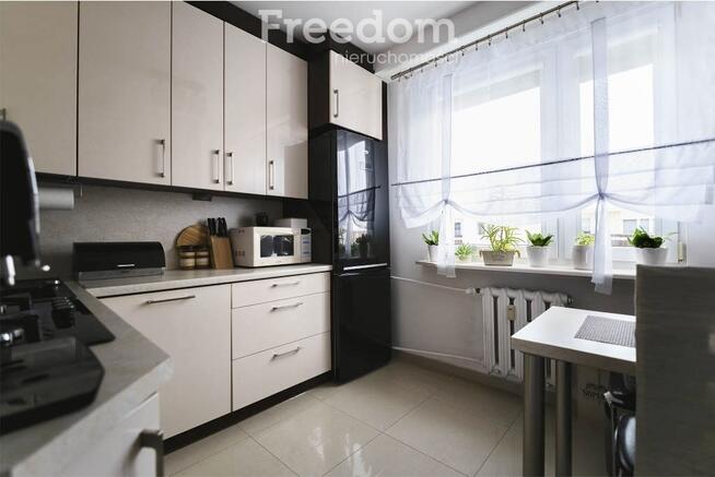 Mieszkanie 4-pokoje z balkonem