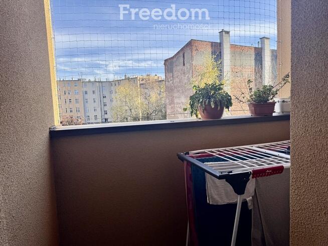 Dwupokojowe mieszkanie przy Paku Wolności