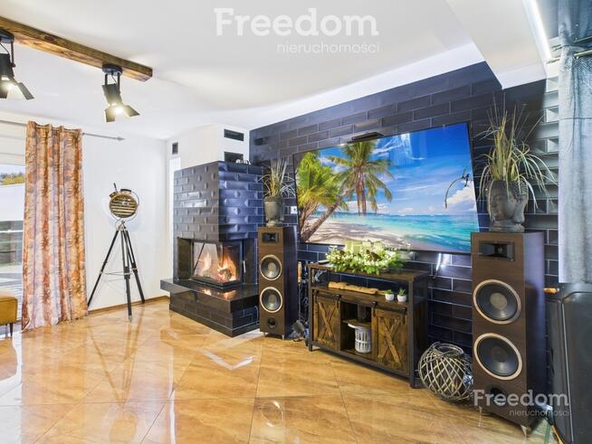 Dom z unikatowym wnętrzem i dużą przestrzenią