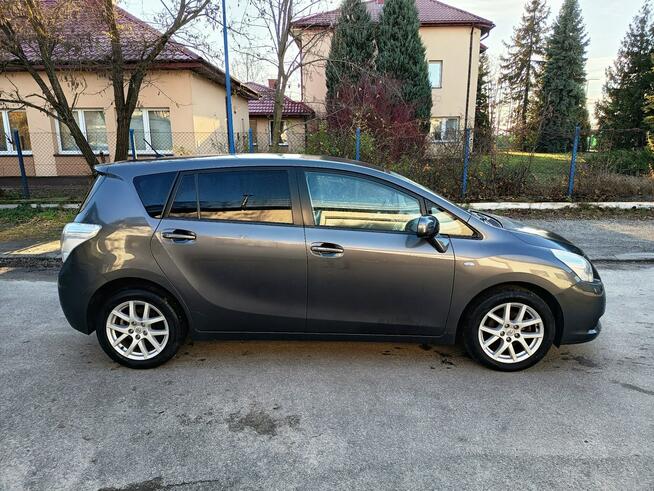 Toyota Verso Or. lakier, ks. serwisowa, kamera, NAVI, ładny