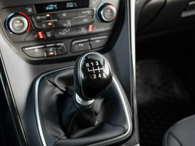 Ford Kuga 2.0 TDCi 150KM 4x4 HAK Pakiet zimowy K.cof 2x komplet kół Salon PL