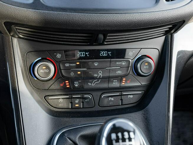 Ford Kuga 2.0 TDCi 150KM 4x4 HAK Pakiet zimowy K.cof 2x komplet kół Salon PL