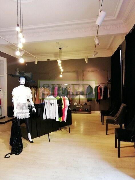 Parter , witryna , zabytkowa kamienica,ochrona