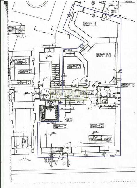 Parter , witryna , zabytkowa kamienica,ochrona
