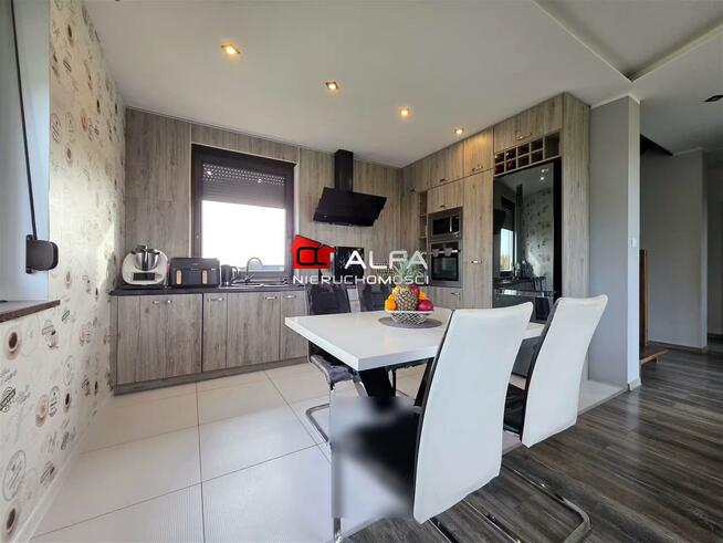 Dom Mikoszowa gm. Żarów, Okolice Żarowa