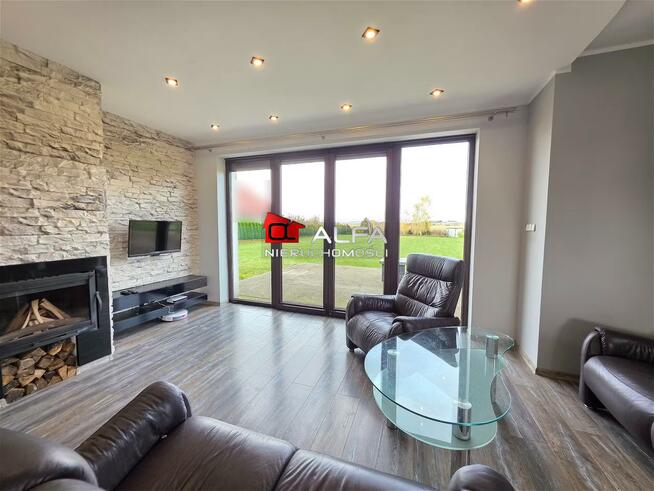 Dom Mikoszowa gm. Żarów, Okolice Żarowa