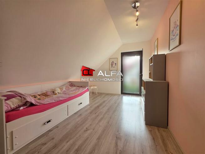 Dom Mikoszowa gm. Żarów, Okolice Żarowa