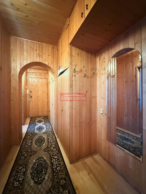 ciche i słoneczne obok parku