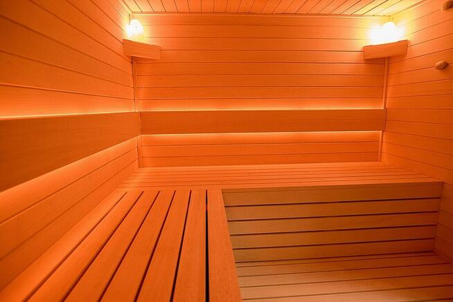 Willa z basenem i ogrodem w prestiżowej dzielnicy