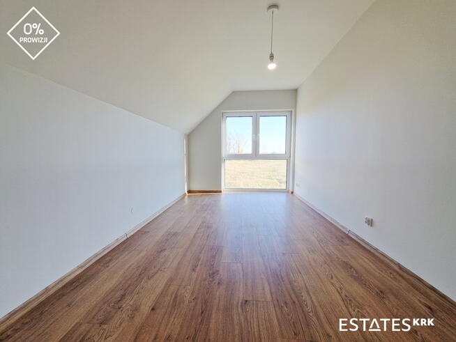 Nowoczesny dom z 5 pokojami, 2 łazienkami, Kraków