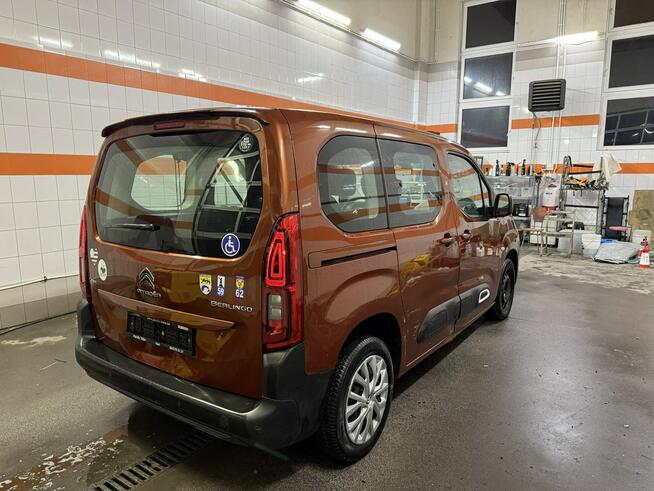 Citroen Berlingo Podnośnik automatyczny do podnoszenia wózków inwalidzkich