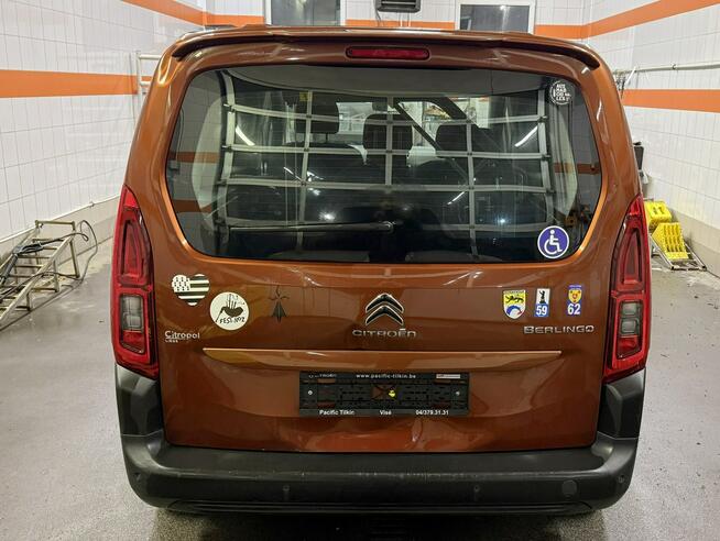 Citroen Berlingo Podnośnik automatyczny do podnoszenia wózków inwalidzkich