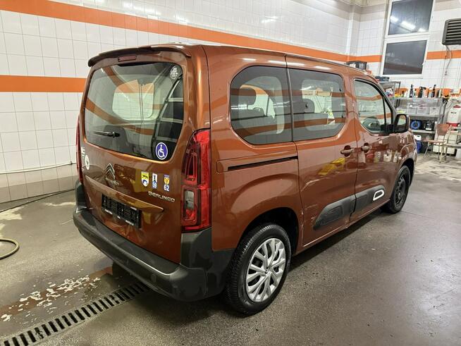 Citroen Berlingo Podnośnik automatyczny do podnoszenia wózków inwalidzkich