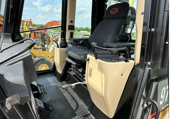 ŁADOWARKA GĄSIENICOWA MARKI CATERPILLAR 973C