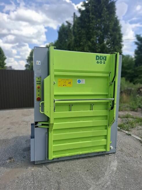 Belownica prasa do makulatury kartonu foli odpadów śmieci