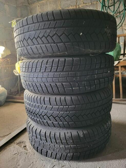 Opony zimowe komplet używane z felgami