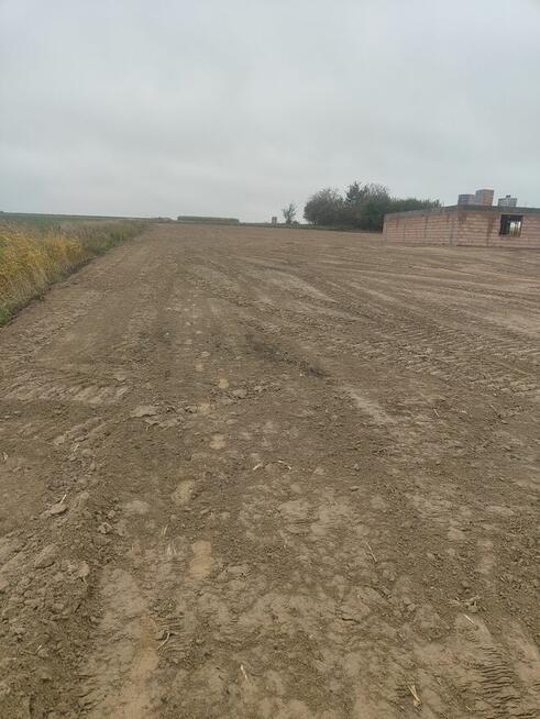 Koparka 16 to, usługi koparką, niwelacje, stawy, wykopy.