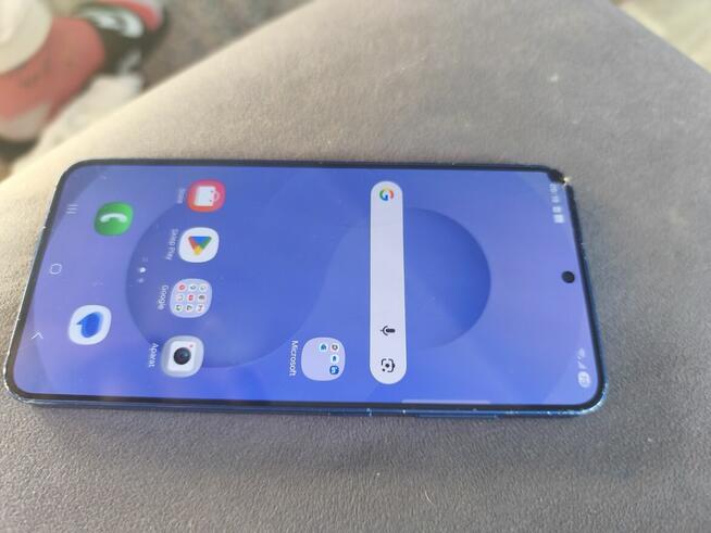 Uszkodzony i zablokowany Samsung GalaxyS25