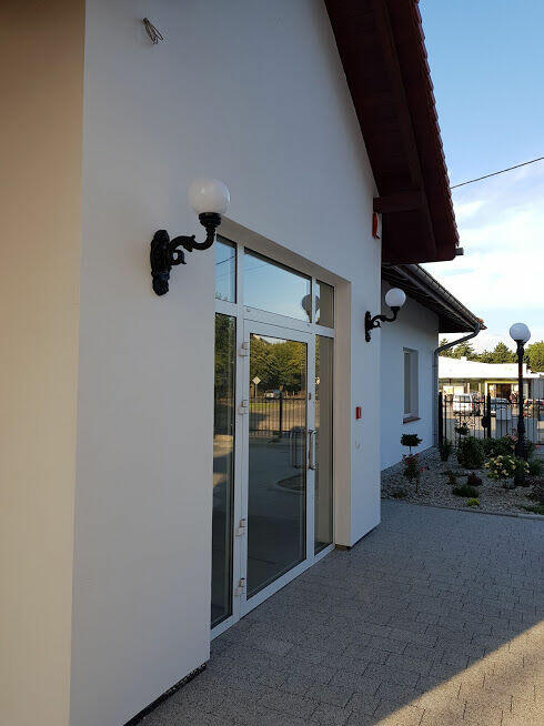 Lampa kinkiet stojąca wisząca żeliwna oświetlenie ogród