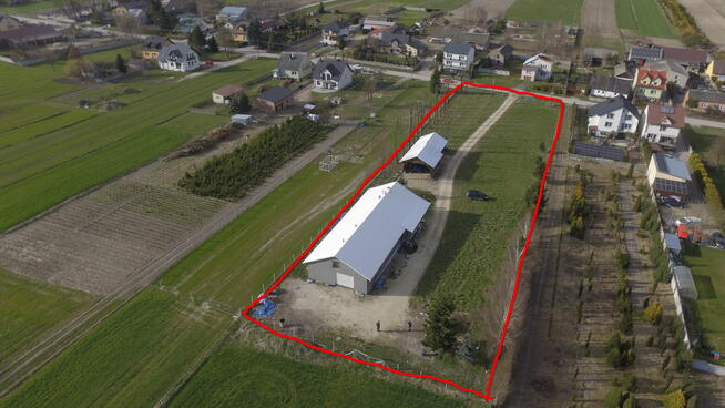 Wynajmę miejsce pracy dla STOLARZA/LAKIERNIKA z dostępem do