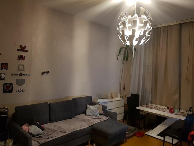 sprzedam 51metrow 2pokoje 2 pietro